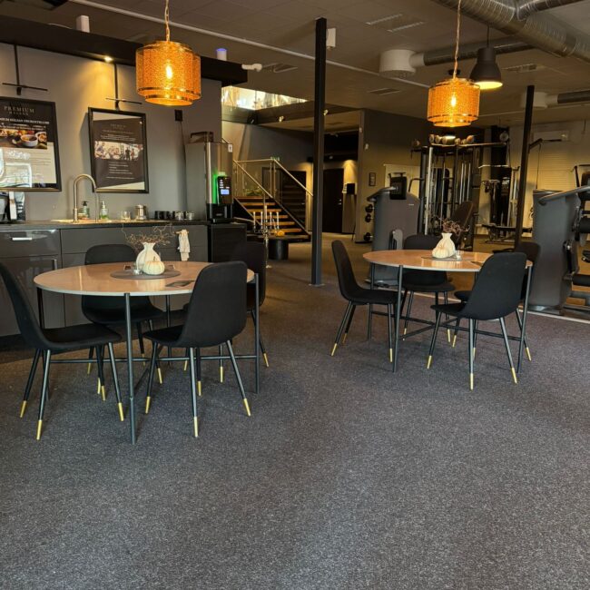 eef506b7-8abc-4046-b654-ffe9a933b85a